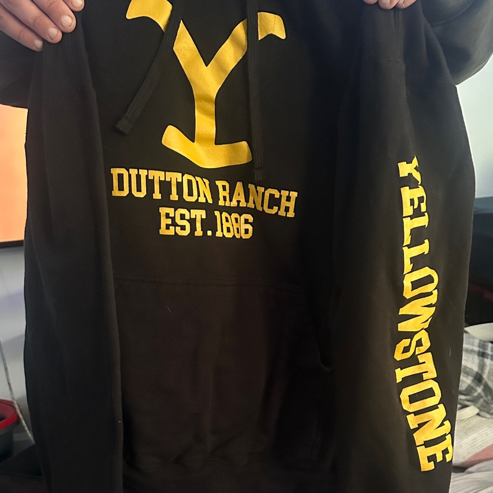 Yellowstone Dutton Ranch Black Hoodie